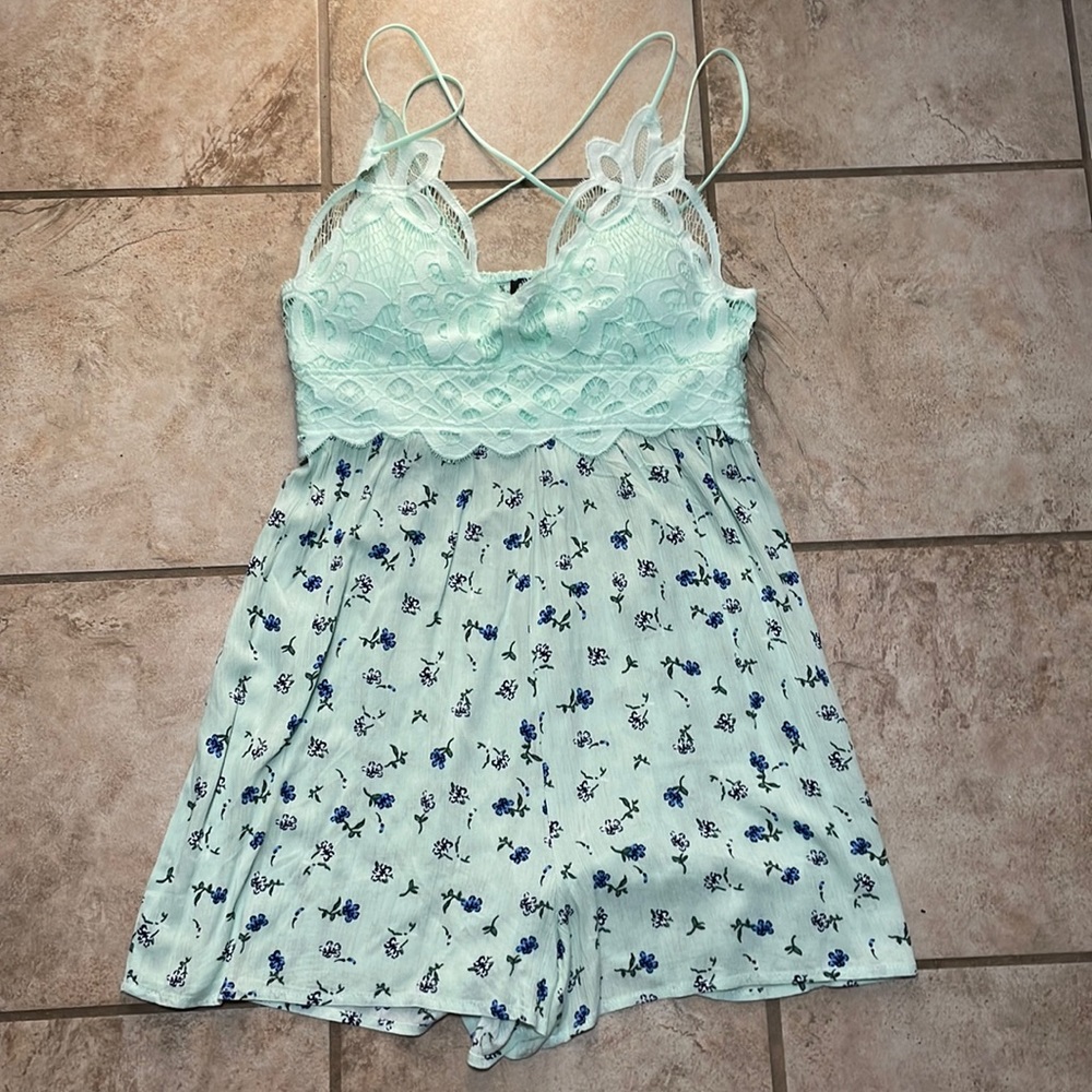 Floral Romper NWT